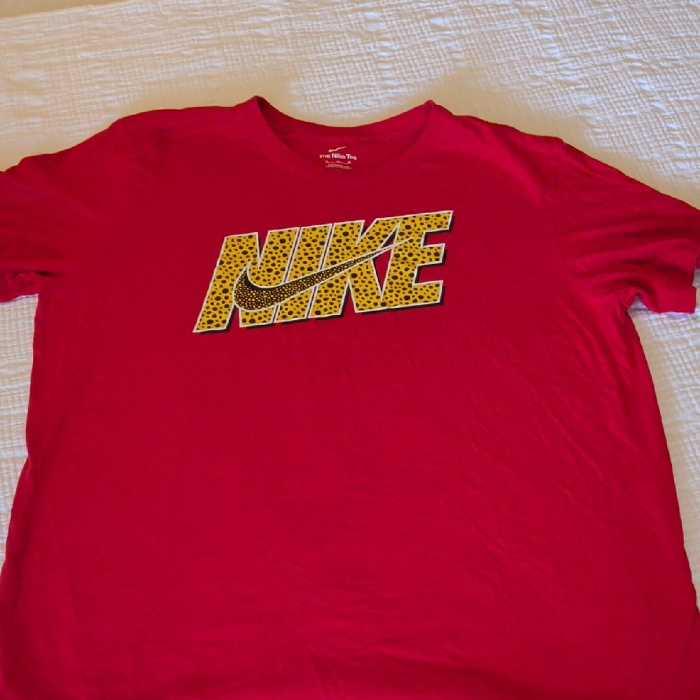 Nike Red Graphic T-Shirt